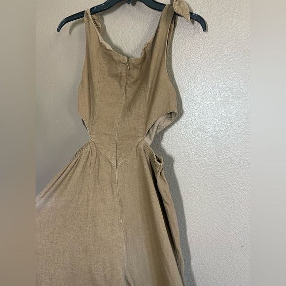 Urban Outfitters Brown Beverly Cutout Jumpsuit size M - Picture 4 of 7
